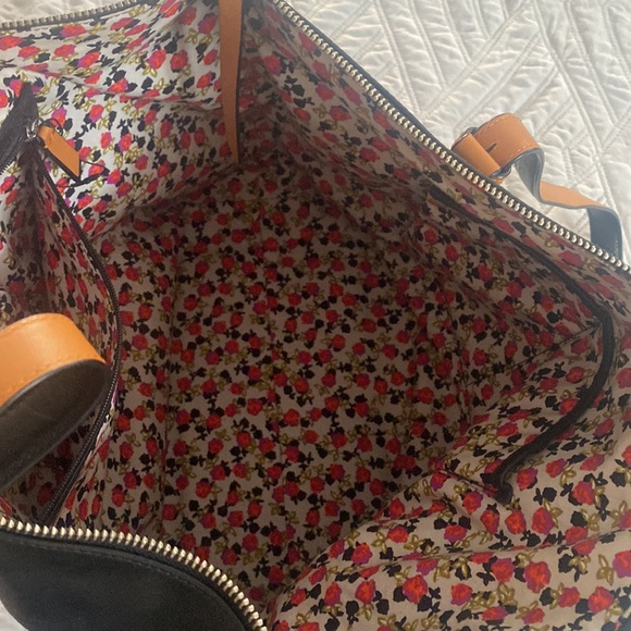 Vera Bradley Bag - Picture 4 of 5